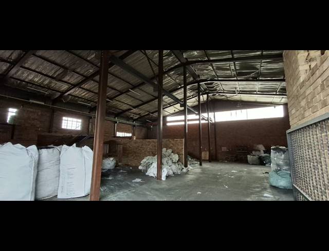 700M² BUILDING TO LET IN BRAKPAN NORTH